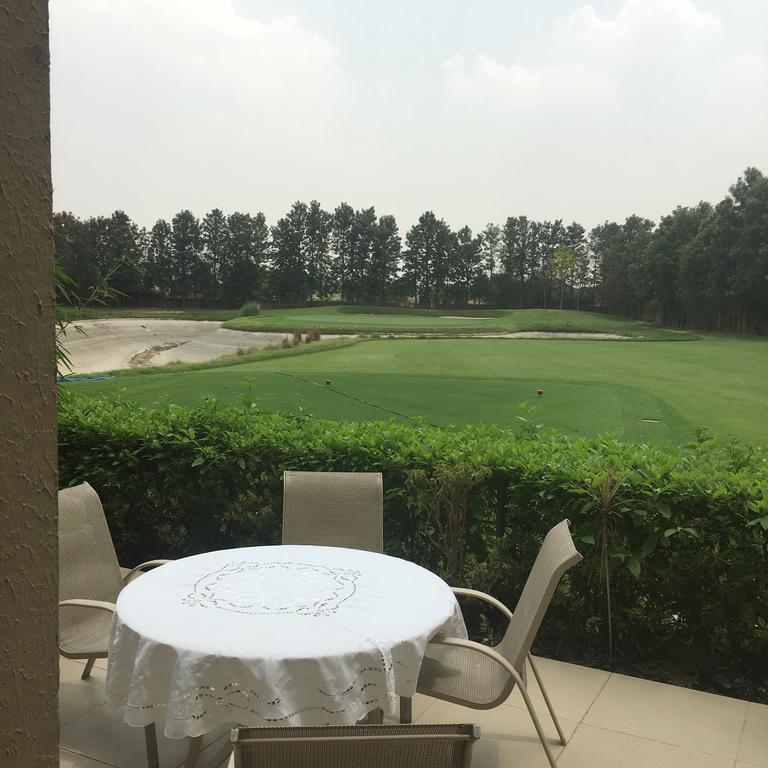 Villa At Tarudhan Valley Golf Resort Manesar Esterno foto
