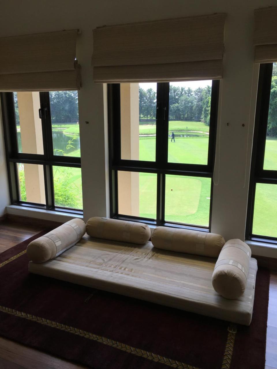 Villa At Tarudhan Valley Golf Resort Manesar Esterno foto